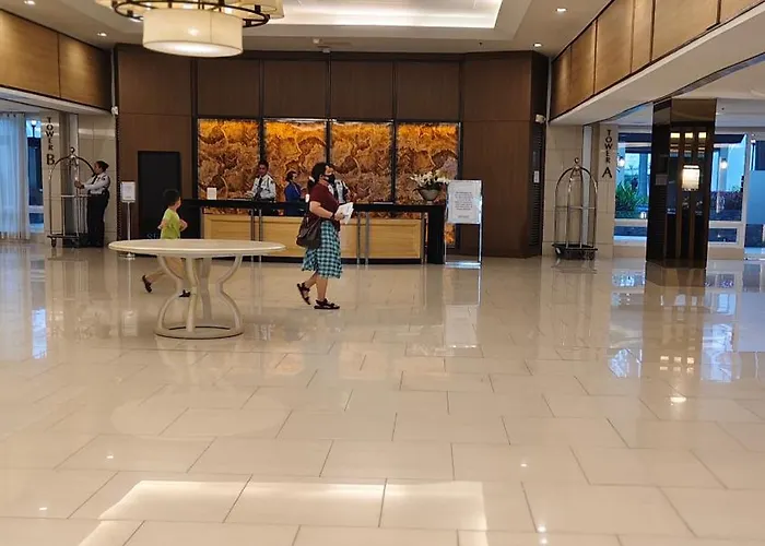 Shell Residences Near Moa, Smx And Naia Airport- Jeric Manila