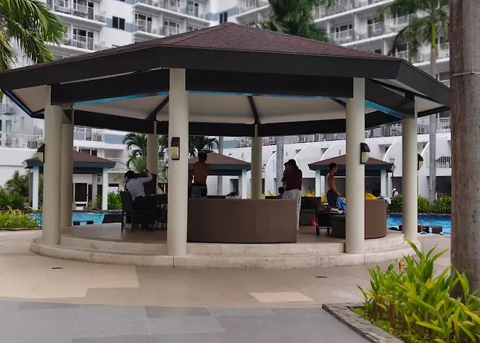 Shell Residences Near Moa, Smx And Naia Airport- Jeric * Manila